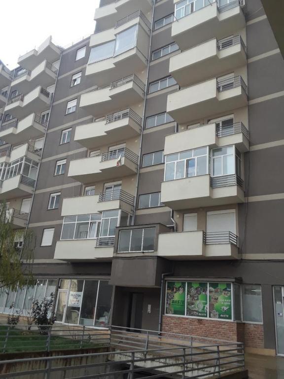 Silver Apartament Korce Exterior photo
