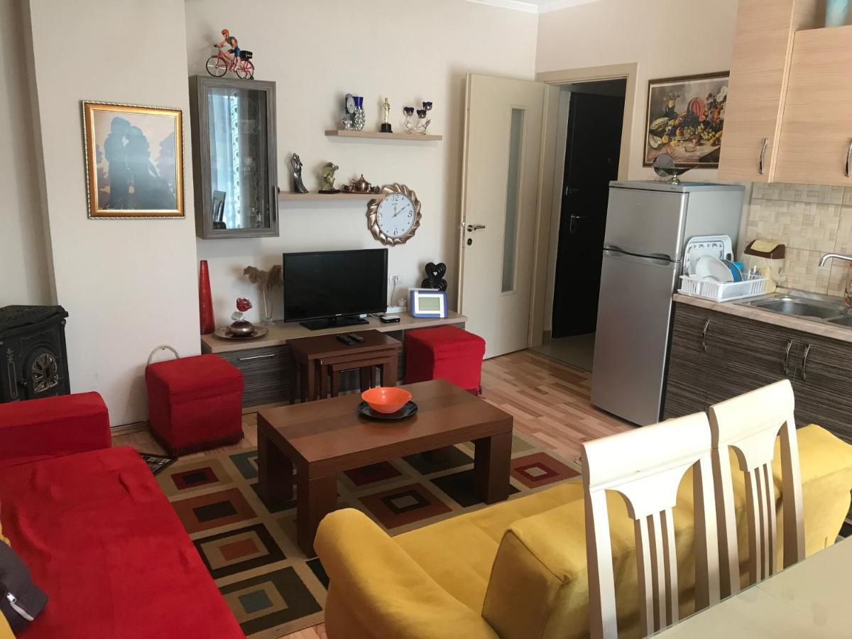 Silver Apartament Korce Exterior photo